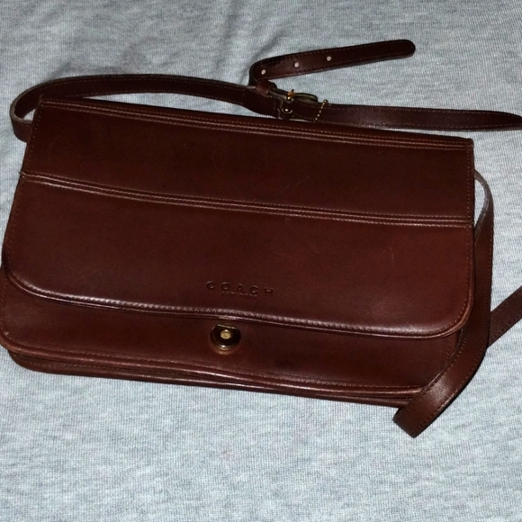 Coach purse - Picture 1 of 7